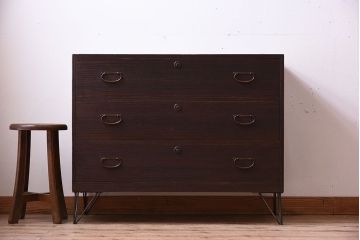 アンティーク家具　鉄脚付き!古い衣装箪笥ローボード(2)