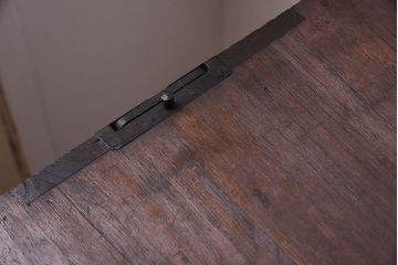 アンティーク家具　鉄脚付き!古い衣装箪笥ローボード(2)