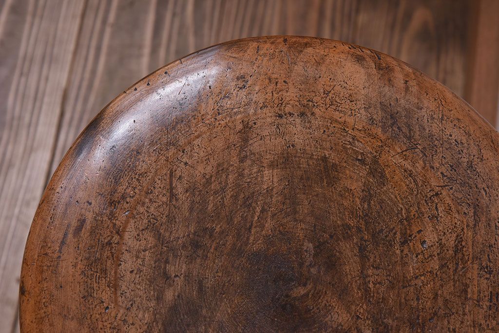 アンティーク家具　ナチュラルスタイル　古い木味のアンティークスツール(2)