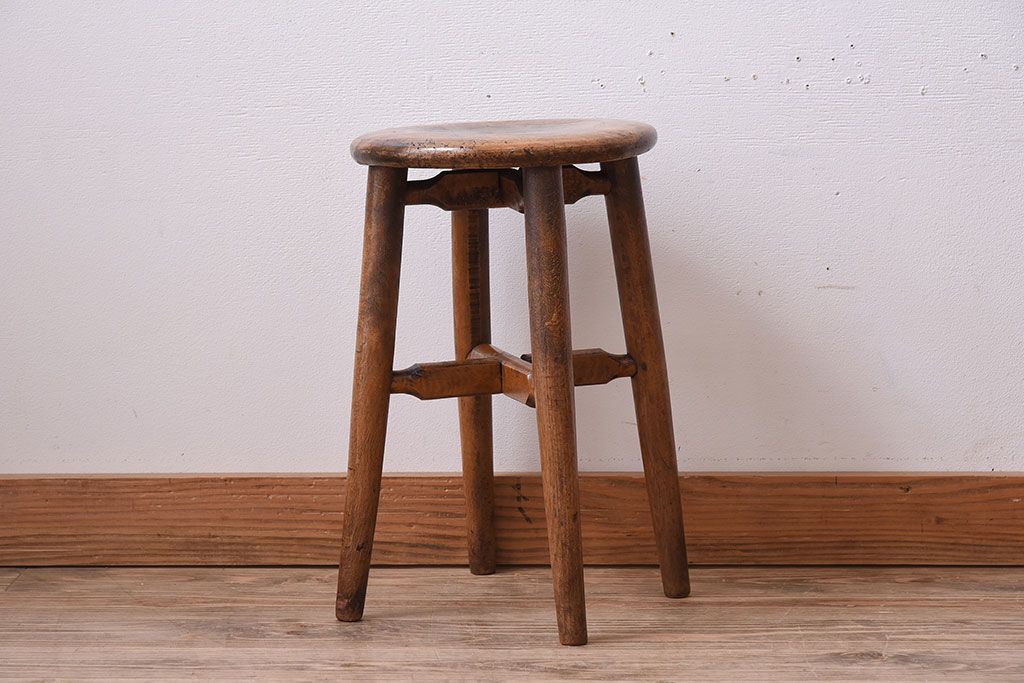 アンティーク家具　ナチュラルスタイル　古い木味のアンティークスツール(2)
