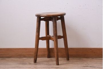 アンティーク家具　ナチュラルスタイル　古い木味のアンティークスツール(2)