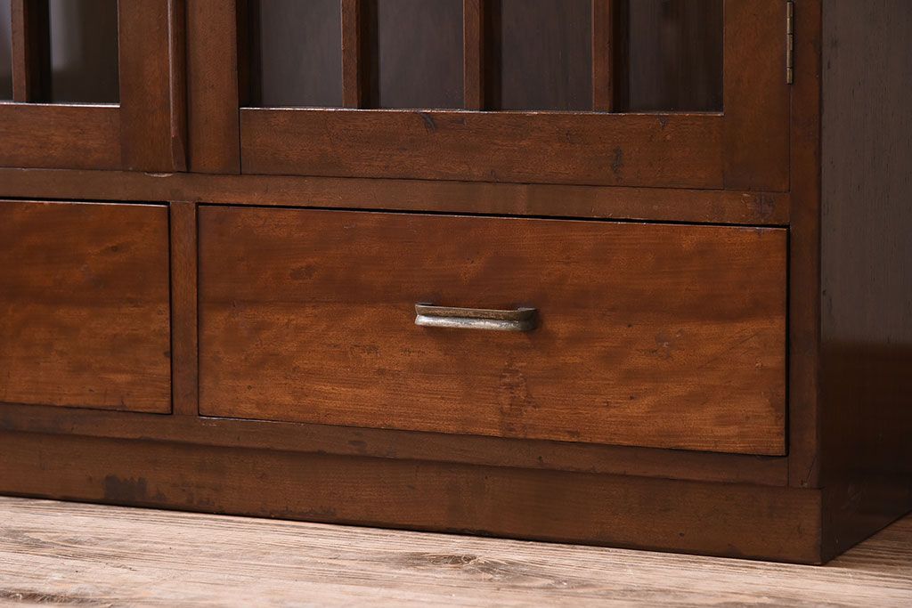 レトロ家具　和製アンティーク　レトロモダンな大ぶり本箱(ブックケース)