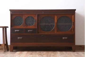 アンティーク家具　大正昭和期　アンティーク　脚付き!丸窓がお洒落な木製ローボード