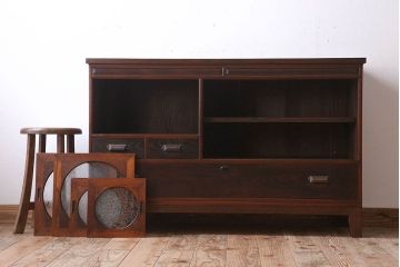 アンティーク家具　大正昭和期　アンティーク　脚付き!丸窓がお洒落な木製ローボード