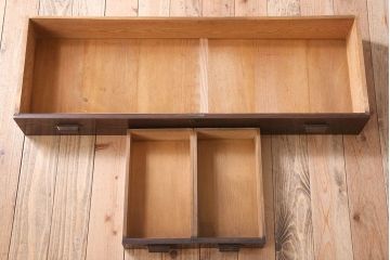 アンティーク家具　大正昭和期　アンティーク　脚付き!丸窓がお洒落な木製ローボード