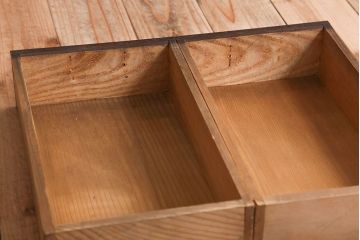 アンティーク家具　大正昭和期　アンティーク　脚付き!丸窓がお洒落な木製ローボード