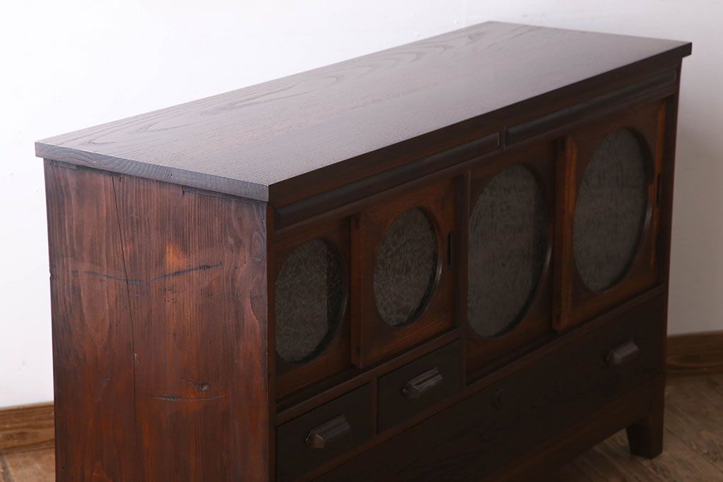 アンティーク家具　大正昭和期　アンティーク　脚付き!丸窓がお洒落な木製ローボード