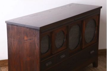 アンティーク家具　大正昭和期　アンティーク　脚付き!丸窓がお洒落な木製ローボード