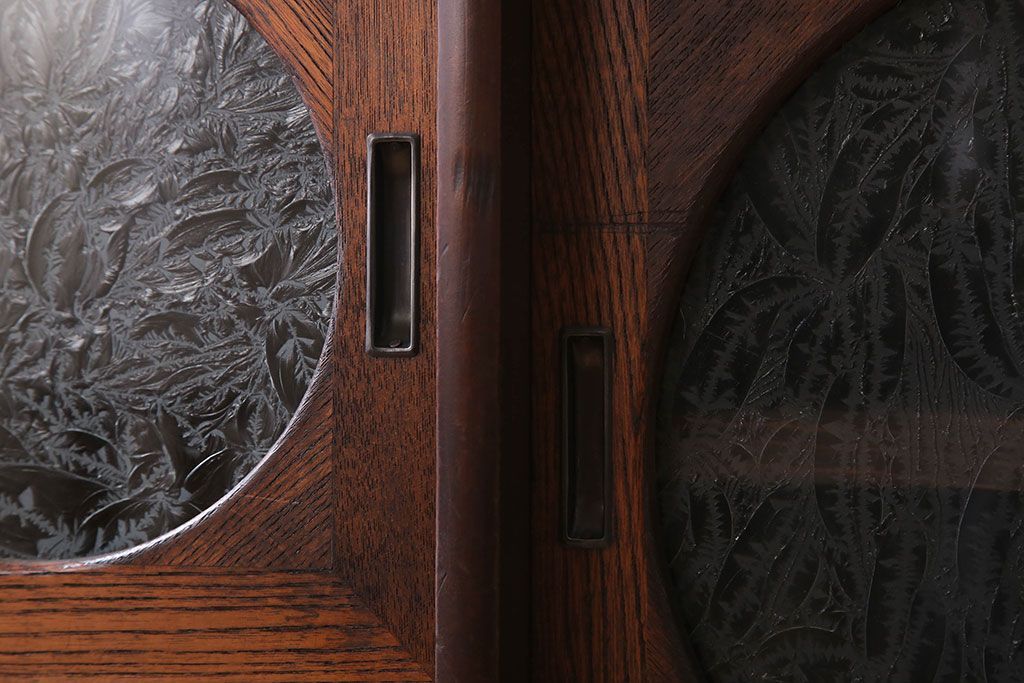 アンティーク家具　大正昭和期　アンティーク　脚付き!丸窓がお洒落な木製ローボード