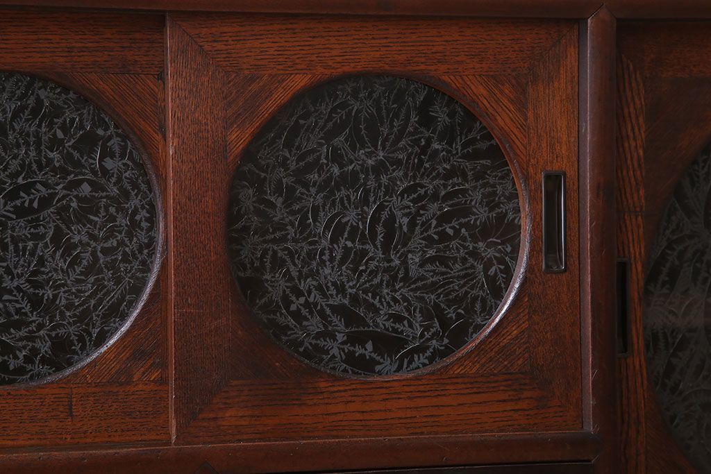 アンティーク家具　大正昭和期　アンティーク　脚付き!丸窓がお洒落な木製ローボード