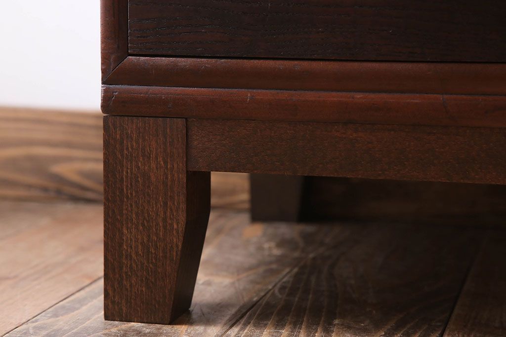 アンティーク家具　大正昭和期　アンティーク　脚付き!丸窓がお洒落な木製ローボード