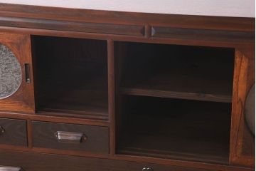 アンティーク家具　大正昭和期　アンティーク　脚付き!丸窓がお洒落な木製ローボード