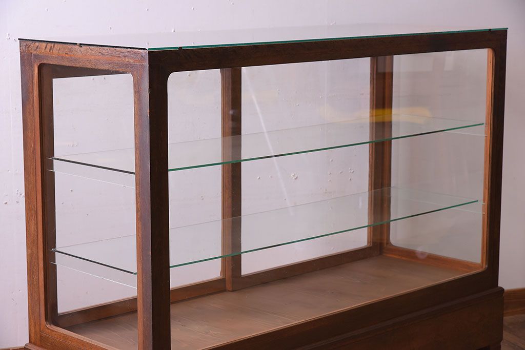 レトロ家具　昭和レトロ　古い木製のシンプルな脚付きガラスケース(ショーケース)(3)