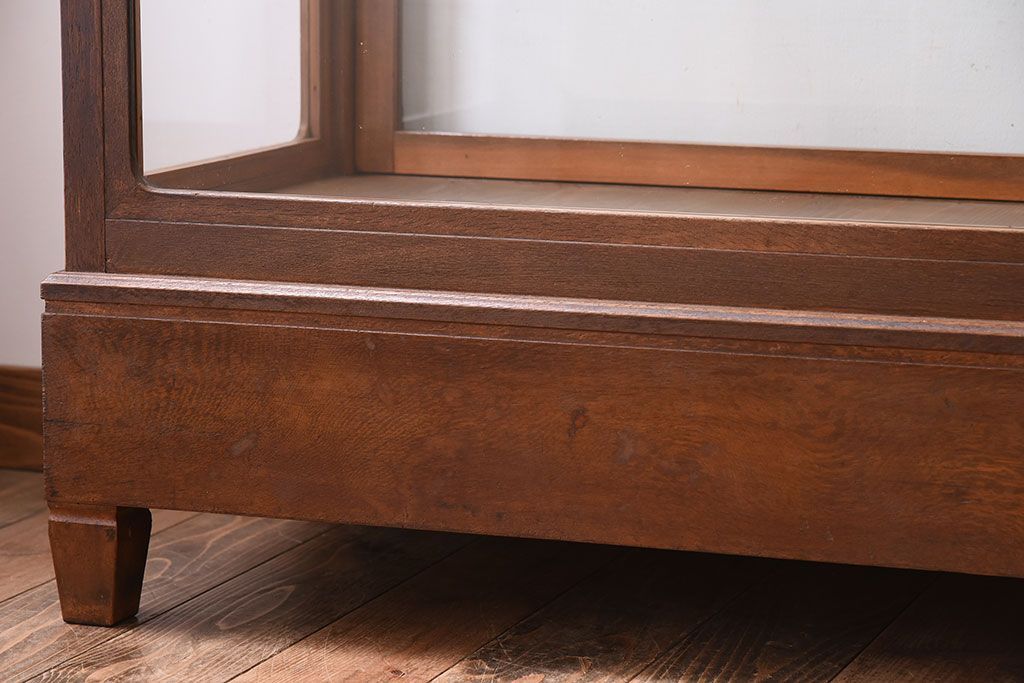 レトロ家具　昭和レトロ　古い木製のシンプルな脚付きガラスケース(ショーケース)(3)