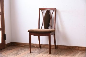 ヴィンテージ家具　北欧ビンテージ　G-PLAN　Xバックチェア(ダイニングチェア)(3)