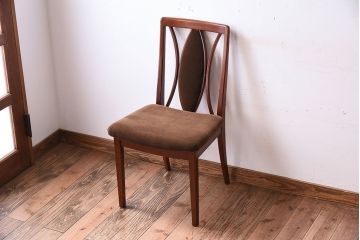 ヴィンテージ家具　北欧ビンテージ　G-PLAN　Xバックチェア(ダイニングチェア)(3)
