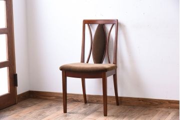 ヴィンテージ家具　北欧ビンテージ　G-PLAN　Xバックチェア(ダイニングチェア)