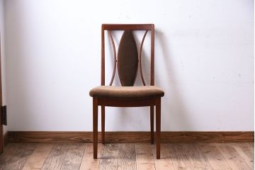 ヴィンテージ家具　北欧ビンテージ　G-PLAN　Xバックチェア(ダイニングチェア)