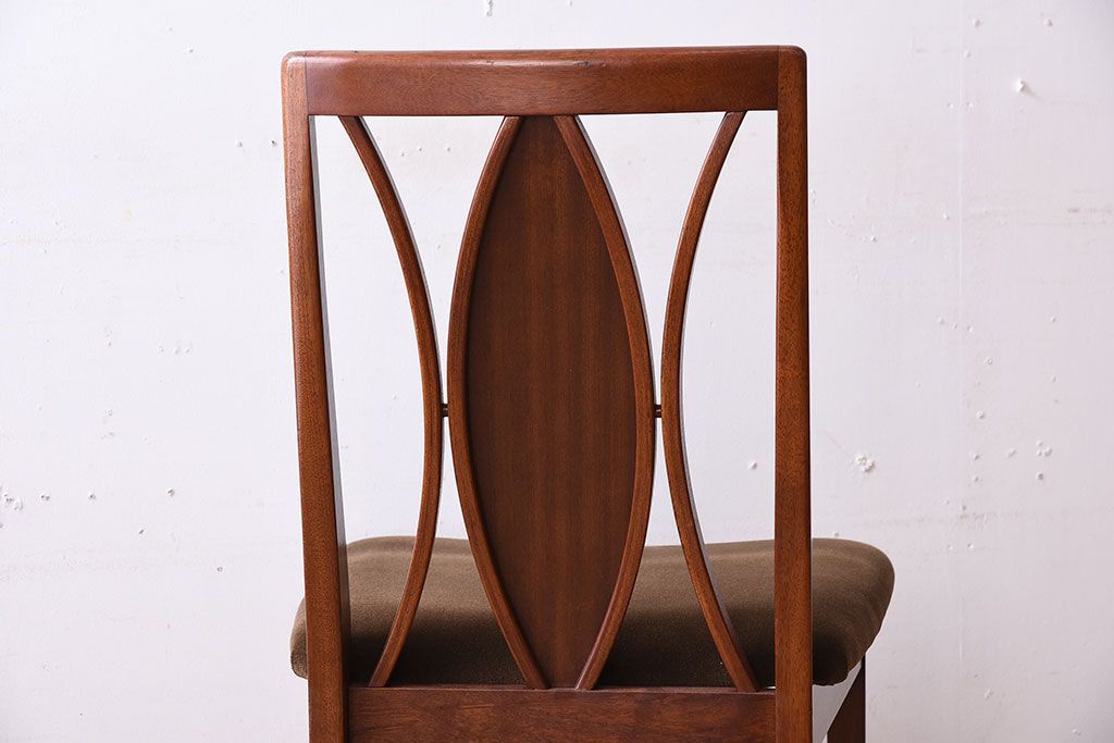 ヴィンテージ家具　北欧ビンテージ　G-PLAN　Xバックチェア(ダイニングチェア)