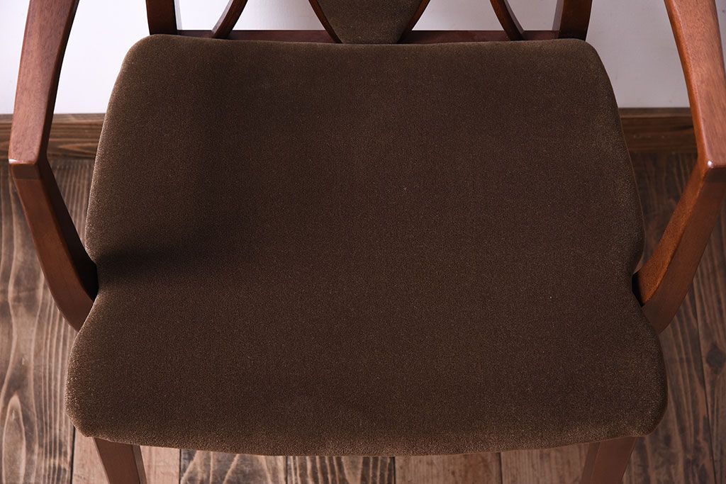 ヴィンテージ家具　北欧ビンテージ　G-PLAN　Xバックアームチェア