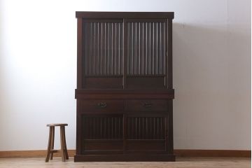 中古　民芸家具　高級品　四尺　欅材の重ね水屋箪笥(食器棚)(定価約128万円)
