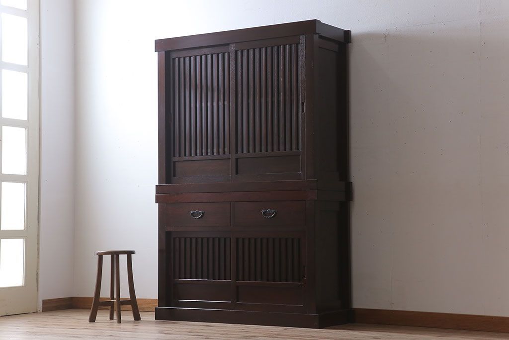 中古　民芸家具　高級品　四尺　欅材の重ね水屋箪笥(食器棚)(定価約128万円)