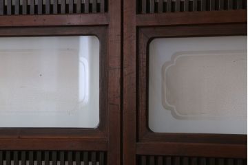 古民具・骨董　裏ガラス付き!ガラス帯のアンティーク格子戸4枚セット