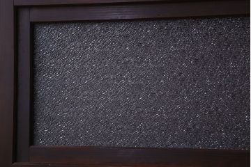 裏ガラス入り!ダイヤガラス帯のアンティーク格子戸