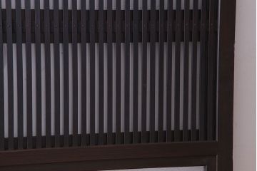 裏ガラス入り!ダイヤガラス帯のアンティーク格子戸