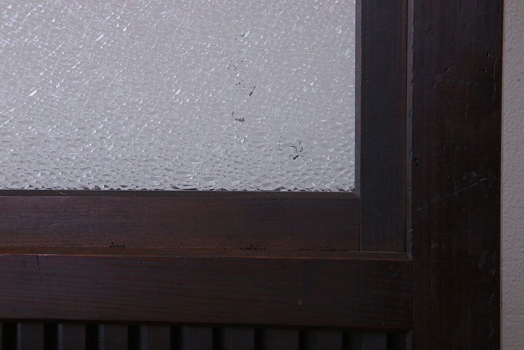 裏ガラス入り!ダイヤガラス帯のアンティーク格子戸