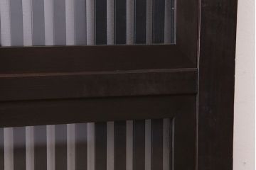 裏ガラス入り!ダイヤガラス帯のアンティーク格子戸