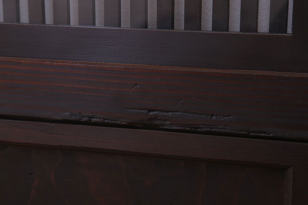 裏ガラス入り!ダイヤガラス帯のアンティーク格子戸