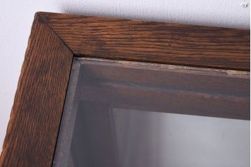 アンティーク家具　大正ロマン　彫刻が美しい古いナラ材のガラスケース