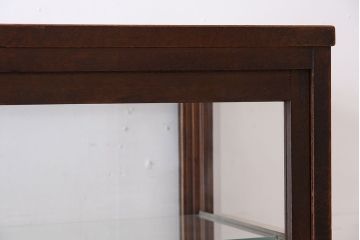 アンティーク家具　大正ロマン　彫刻が美しい古いナラ材のガラスケース