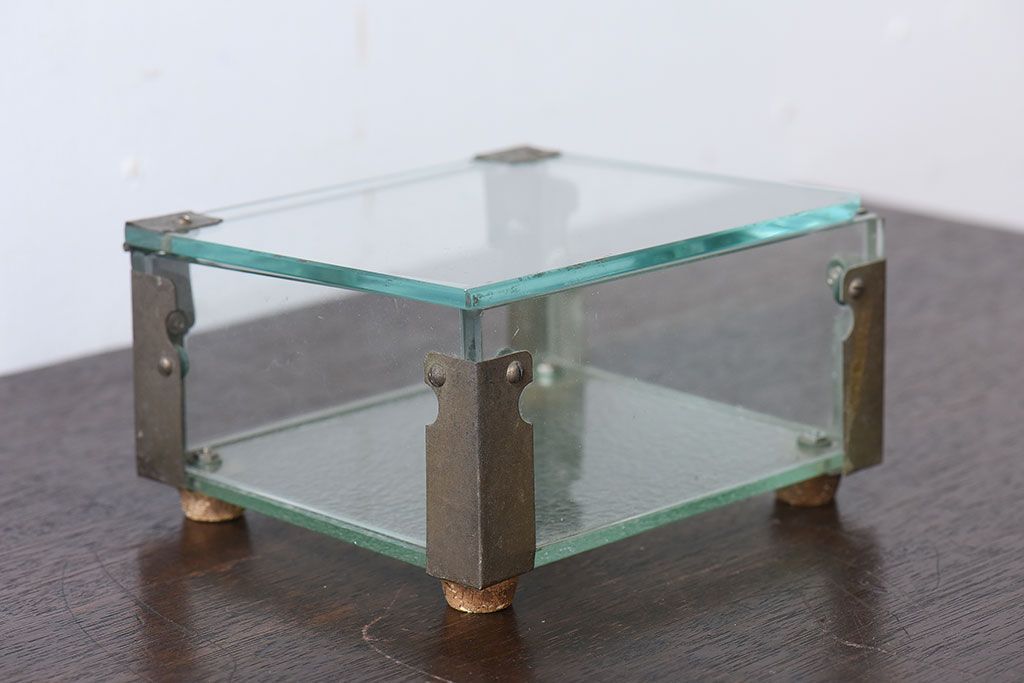 アンティーク雑貨　和製アンティーク　昭和レトロ　ガラス製小物入れ