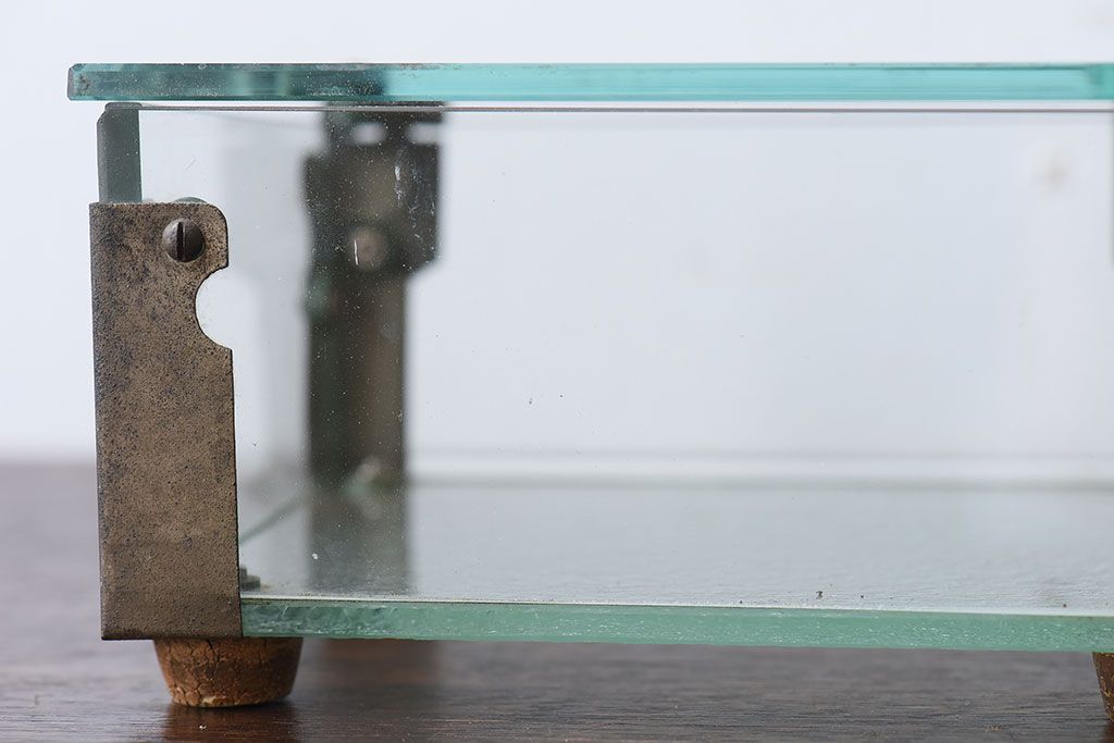 アンティーク雑貨　和製アンティーク　昭和レトロ　ガラス製小物入れ