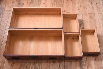 アンティーク家具　前面栗材!桜丸金具の時代箪笥ローボード(米沢箪笥・衣装箪笥)(1)