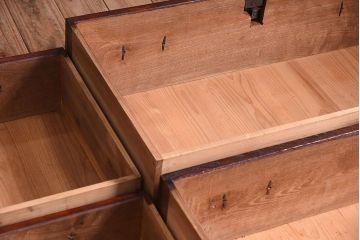 アンティーク家具　前面栗材!桜丸金具の時代箪笥ローボード(米沢箪笥・衣装箪笥)(1)
