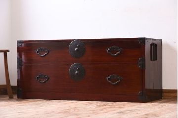 アンティーク家具　前面栗材!桜丸金具の時代箪笥ローボード(米沢箪笥・衣装箪笥)(2)