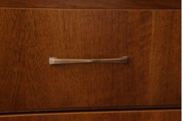ヴィンテージ家具　北欧ビンテージ　シンプルでおしゃれなライティングビューロー