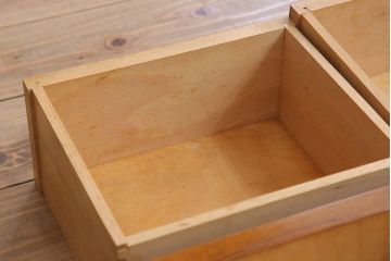 ヴィンテージ家具　北欧ビンテージ　シンプルでおしゃれなライティングビューロー