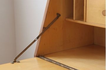 ヴィンテージ家具　北欧ビンテージ　シンプルでおしゃれなライティングビューロー