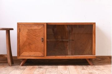 アンティーク家具　総欅材!木目が美しい和モダンな脚付きローボード