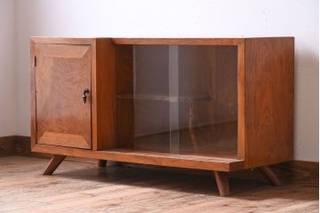 アンティーク家具　総欅材!木目が美しい和モダンな脚付きローボード