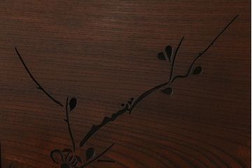 古民具・骨董　最高級品!透かし彫りが美しい欅一枚板の欄間