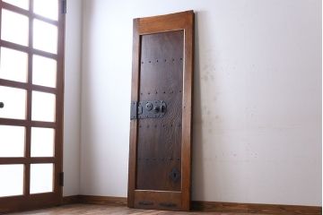明治大正期　総欅材!鏡板一枚板のアンティーク幅狭蔵戸(玄関戸)