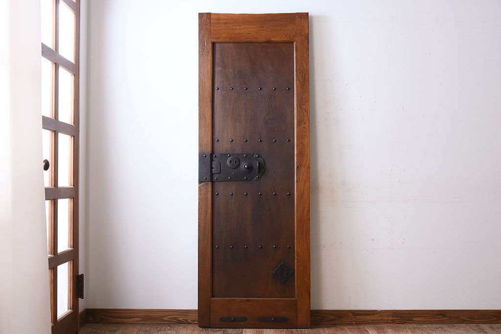 明治大正期　総欅材!鏡板一枚板のアンティーク幅狭蔵戸(玄関戸)