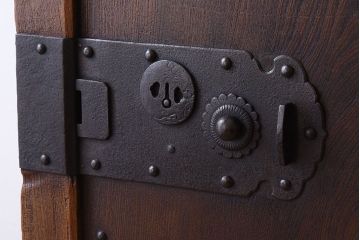 明治大正期　総欅材!鏡板一枚板のアンティーク幅狭蔵戸(玄関戸)