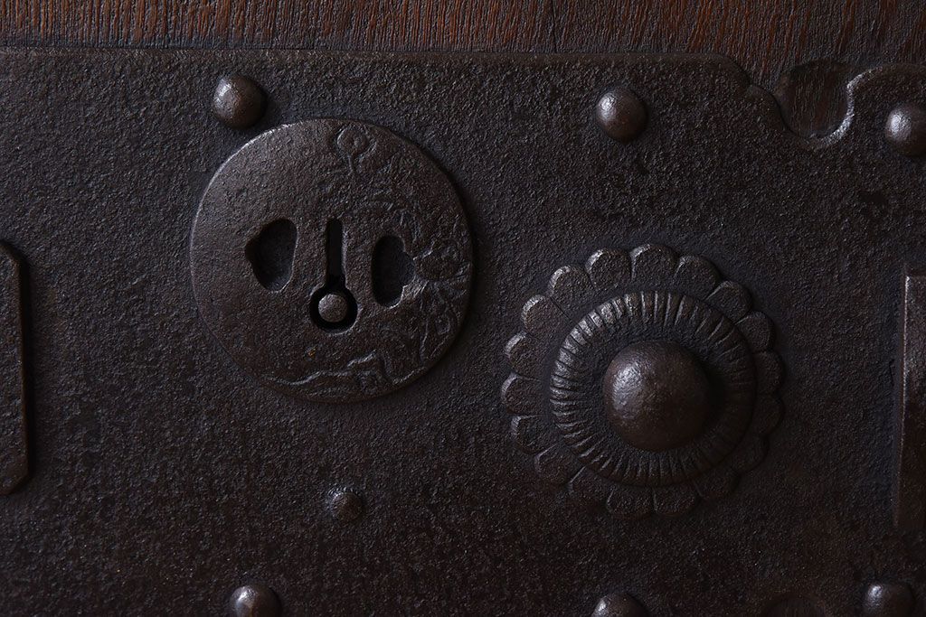 明治大正期　総欅材!鏡板一枚板のアンティーク幅狭蔵戸(玄関戸)