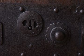 明治大正期　総欅材!鏡板一枚板のアンティーク幅狭蔵戸(玄関戸)